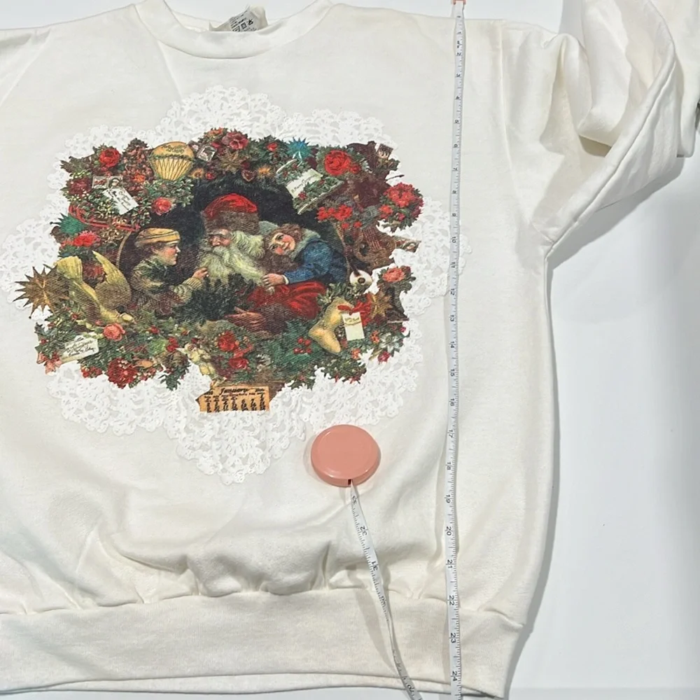 Victoria Joys - l white Santa sweater, screen‎ print, vintage